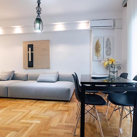 Apartment In Glyfada Center เอเธนส์ ภายนอก รูปภาพ